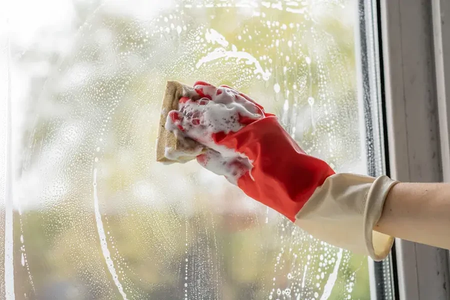 Key Safety Advantages Of Hiring Window Cleaning Professionals Oxnard CA